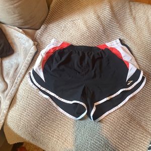 Women’s Brooks Running Shorts Small
